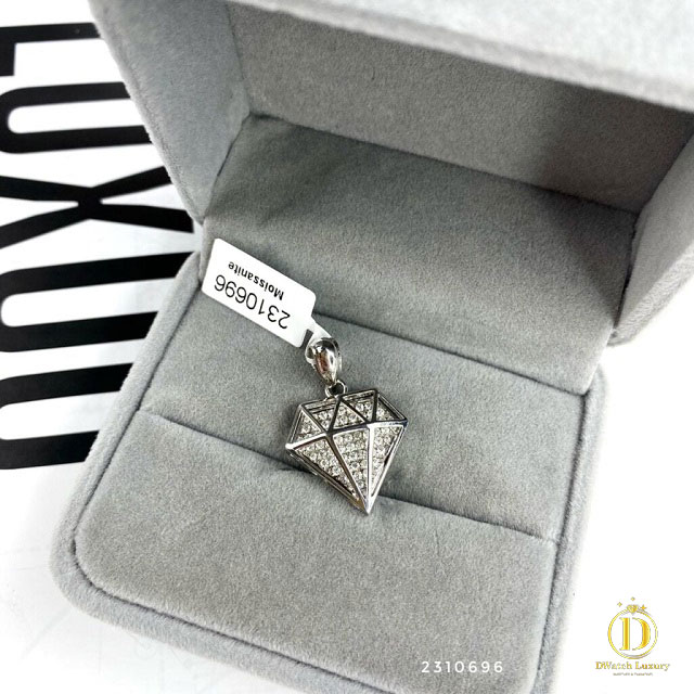 anh-4-trang-suc-che-tac-cao-cap-tai-dwatch-luxury Ảnh 4: Trang sức chế tác cao cấp tại Dwatch Luxury