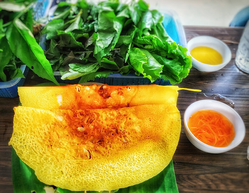 banh-xeo-mien-tay-thom-ngon-dac-san-dan-da-vung-song-nuoc-h4 Bánh xèo A Phủ