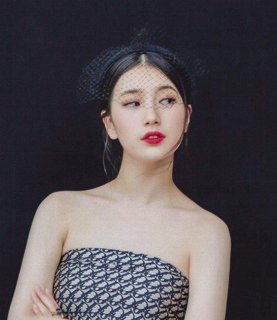 image-17 Son màu đỏ rượu không ngừng hot trong nhiều năm gần đây