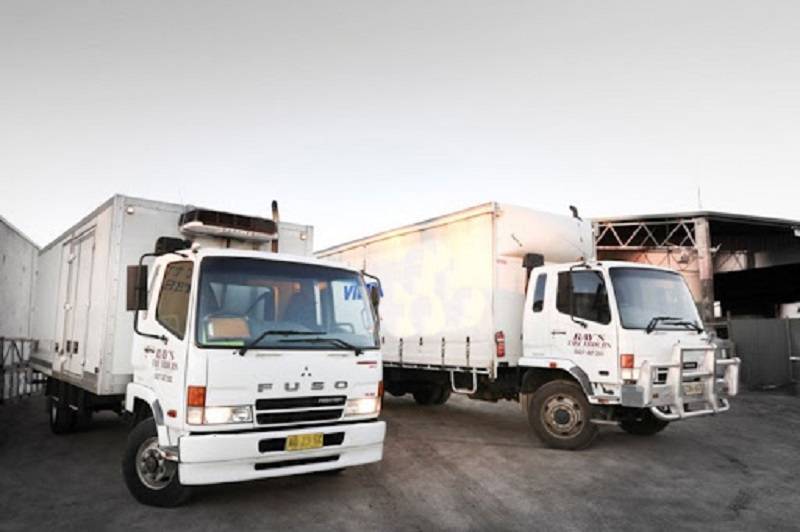 Bạn có thể thuê phương tiện để tự chuyển nhà, chuyển văn phòng