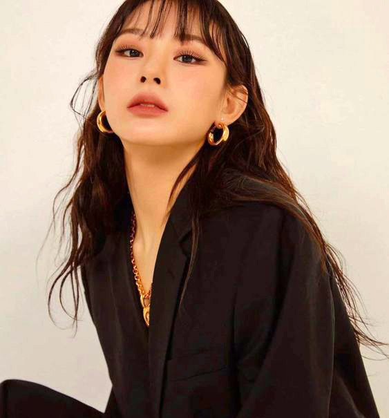 Son hồng đất cho da ngăm - Merzy Noir #NL05 Happening Rose 