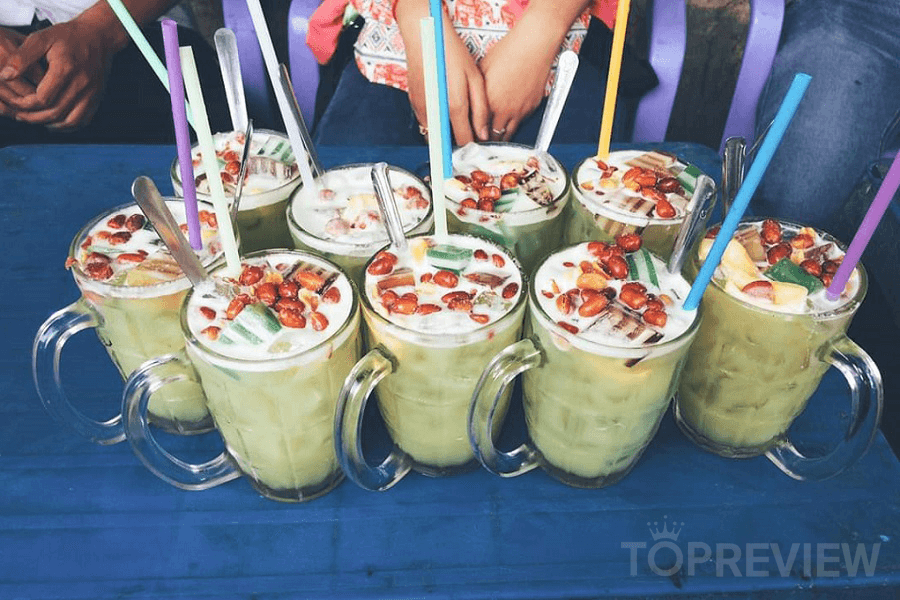 nuoc-mia-dac-san-my-tho Ly nước mía to ụ, vừa ngon vừa hấp dẫn