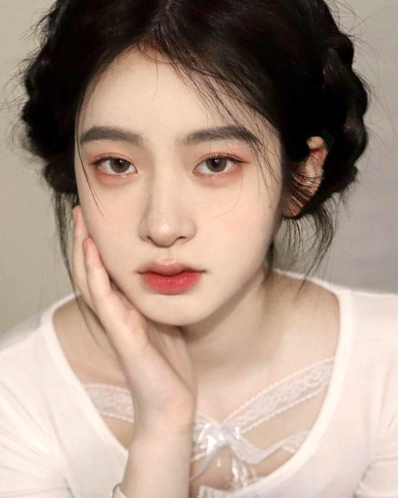 Son đỏ tươi tắn