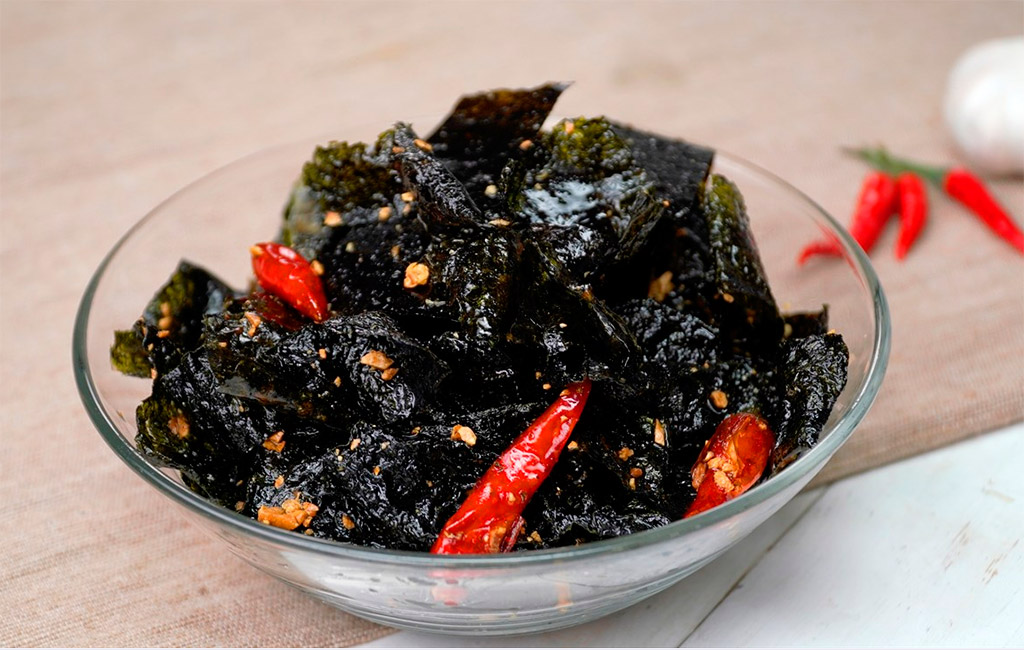 Top 3 cách làm rong biển cháy tỏi thơm ngon tại nhà.