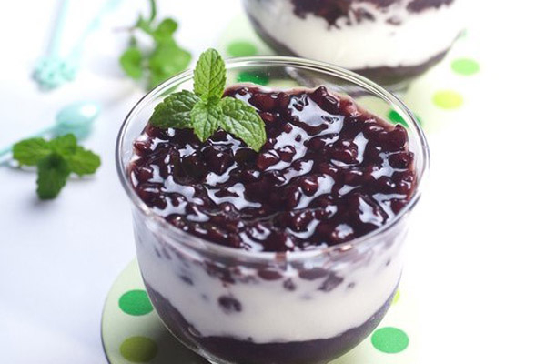 top-cach-lam-sua-chua-ngon-6 Sữa chua nếp cẩm