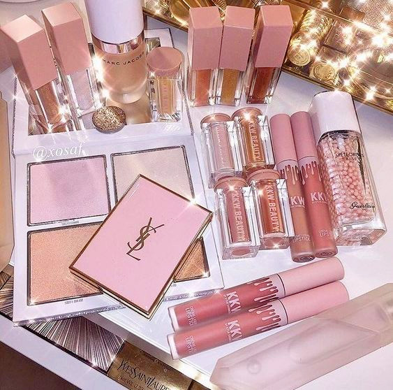 Thương hiệu YSL (Yves Saint Laurent) Pháp